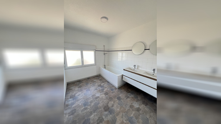 Ma-Cabane - Location Appartement Montluçon, 67 m²