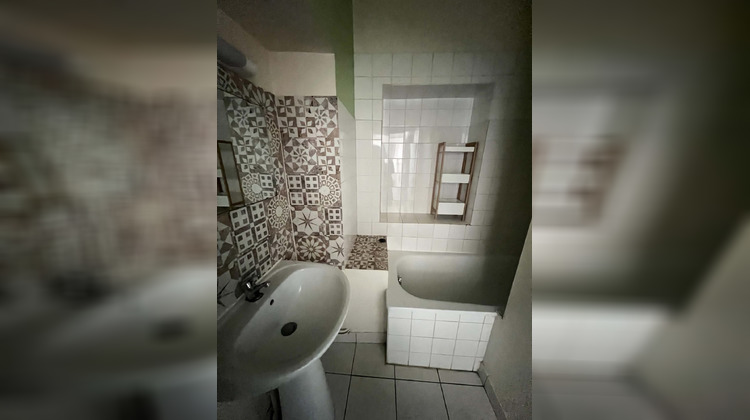 Ma-Cabane - Location Appartement Montluçon, 48 m²