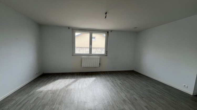 Ma-Cabane - Location Appartement Montluçon, 37 m²