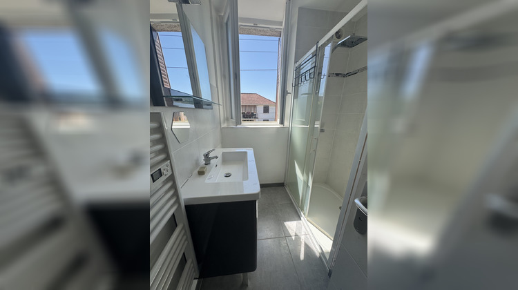 Ma-Cabane - Location Appartement Montluçon, 65 m²