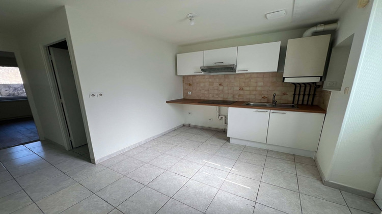 Ma-Cabane - Location Appartement Montluçon, 49 m²