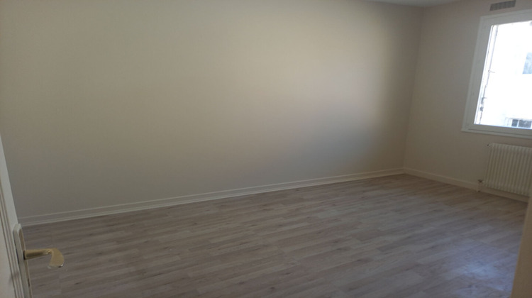 Ma-Cabane - Location Appartement MONTLUEL, 88 m²