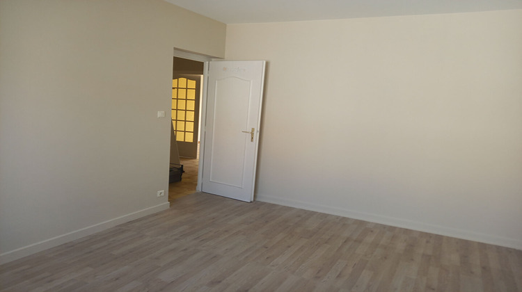 Ma-Cabane - Location Appartement MONTLUEL, 88 m²