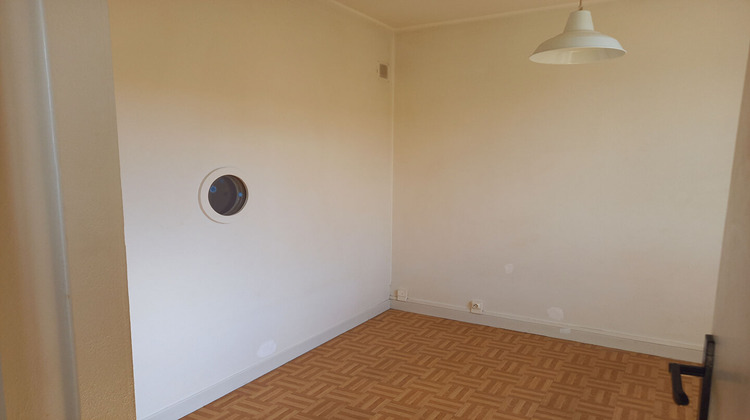 Ma-Cabane - Location Appartement MONTLUEL, 40 m²