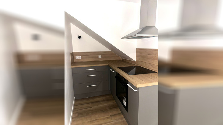 Ma-Cabane - Location Appartement Montmerle-sur-Saône, 71 m²