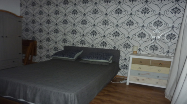 Ma-Cabane - Location Appartement Montmorillon, 28 m²