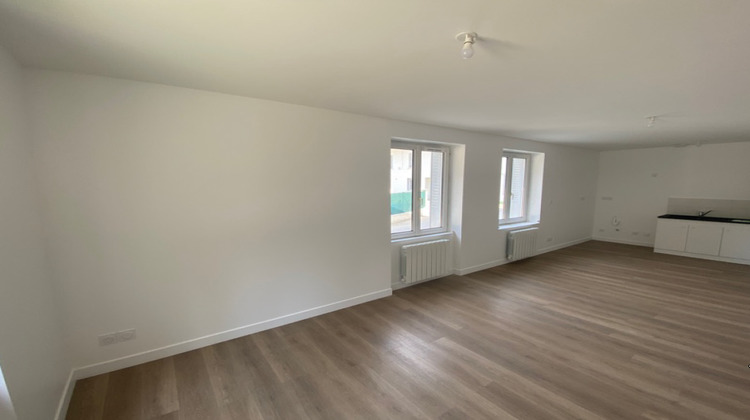 Ma-Cabane - Location Appartement MONTREAL-LA-CLUSE, 55 m²