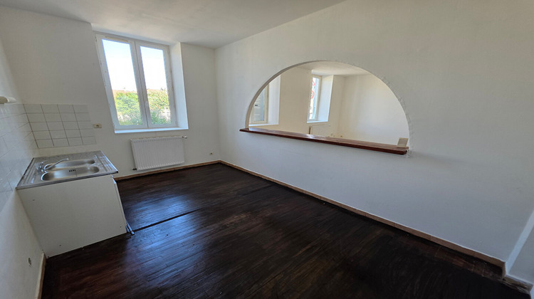 Ma-Cabane - Location Appartement MONTREAL-LA-CLUSE, 77 m²
