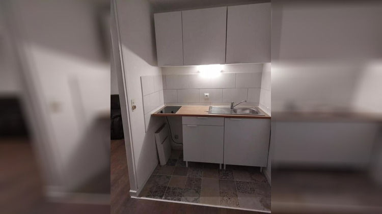 Ma-Cabane - Location Appartement MONTREUIL, 990 m²