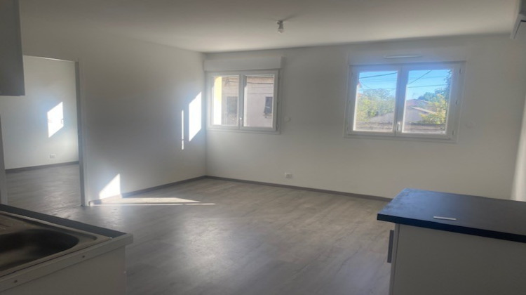 Ma-Cabane - Location Appartement MONTREVEL EN BRESSE, 47 m²