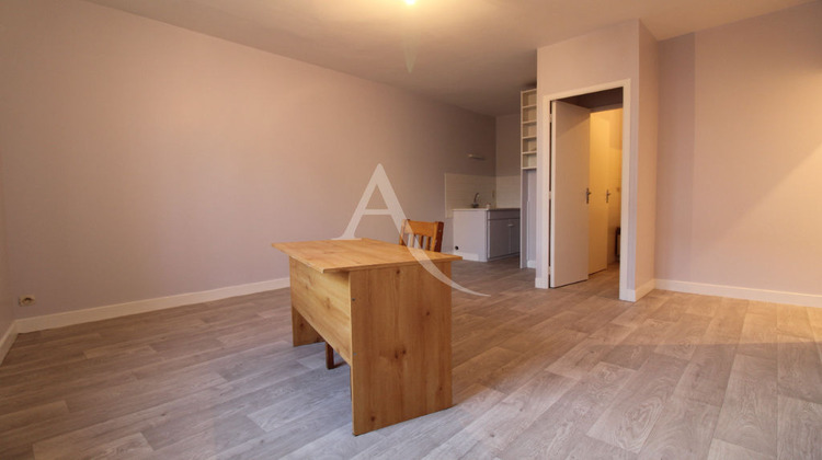 Ma-Cabane - Location Appartement MONTRICHARD, 22 m²