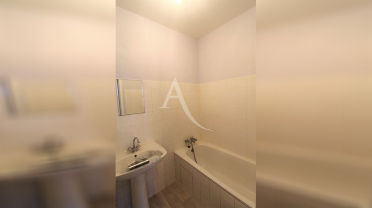 Ma-Cabane - Location Appartement MONTRICHARD, 22 m²