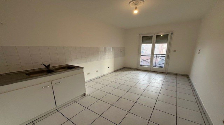 Ma-Cabane - Location Appartement Montrond-les-Bains, 74 m²