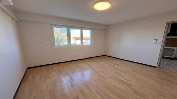Ma-Cabane - Location Appartement Montrond-les-Bains, 46 m²