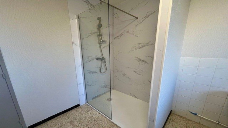 Ma-Cabane - Location Appartement Montrond-les-Bains, 46 m²