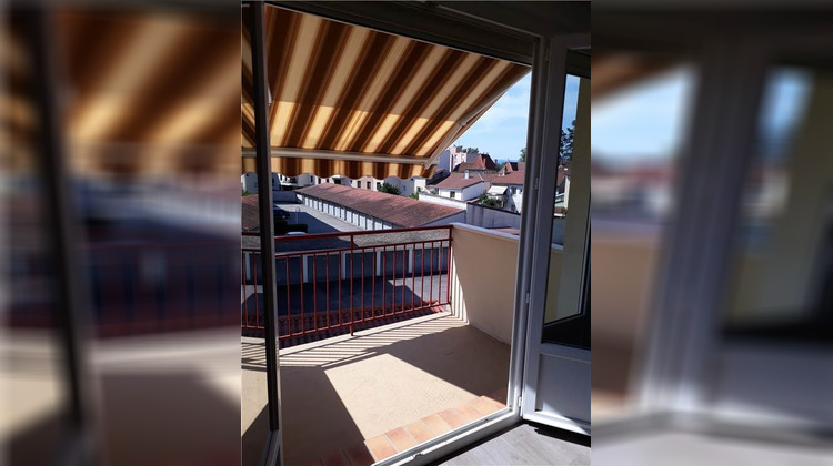 Ma-Cabane - Location Appartement MONTROND-LES-BAINS, 57 m²