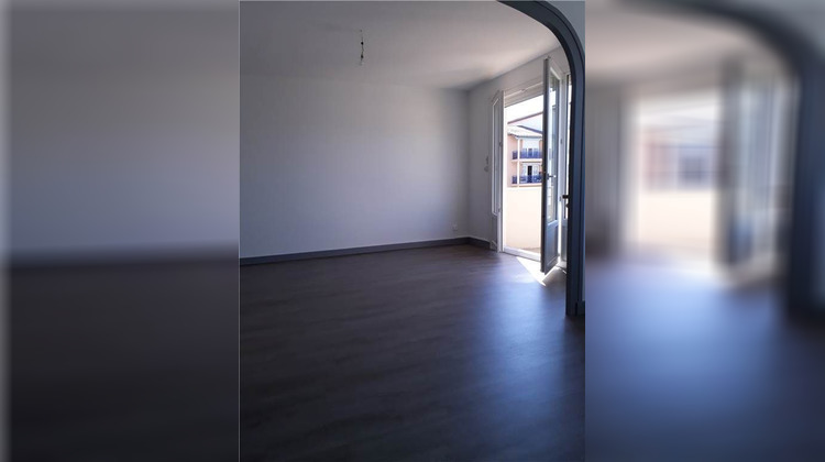 Ma-Cabane - Location Appartement MONTROND-LES-BAINS, 57 m²