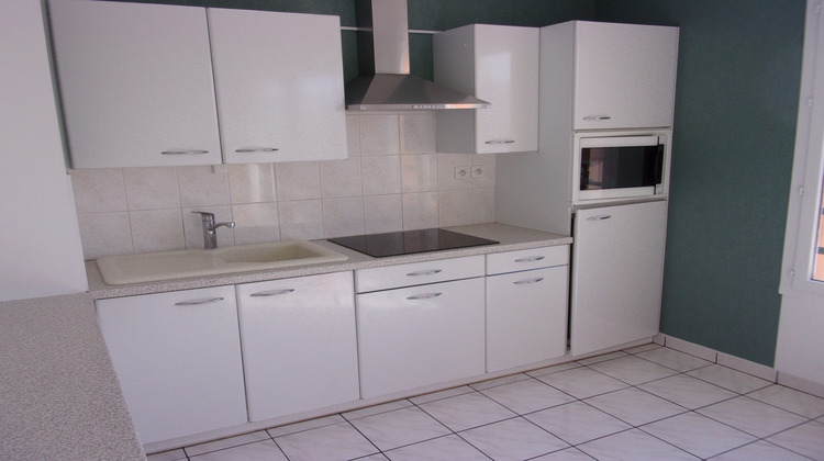 Ma-Cabane - Location Appartement Montrond-les-Bains, 63 m²
