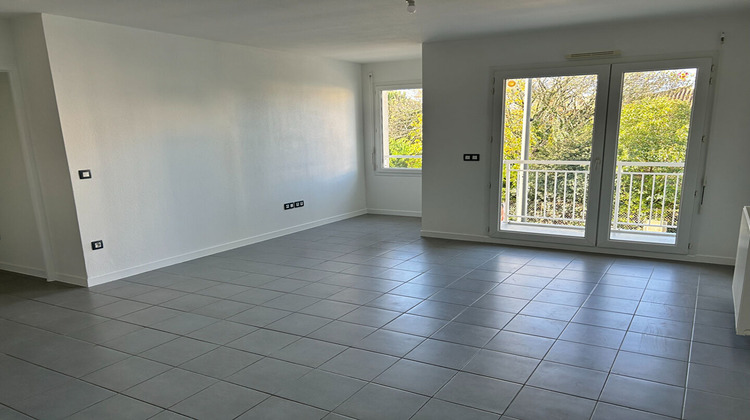 Ma-Cabane - Location Appartement MONTUSSAN, 61 m²