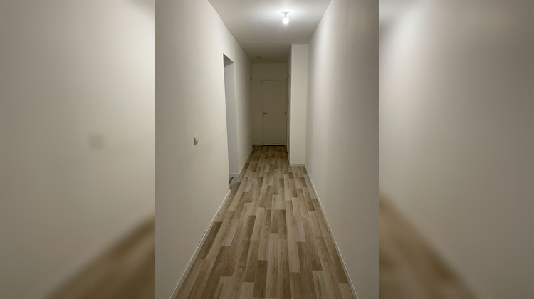 Ma-Cabane - Location Appartement MORHANGE, 61 m²