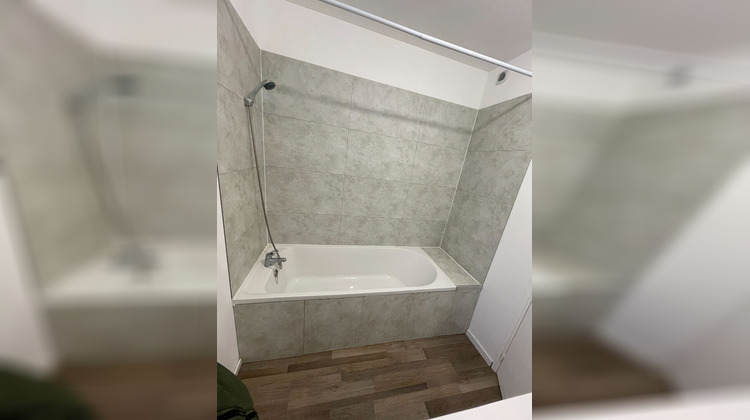 Ma-Cabane - Location Appartement MORHANGE, 61 m²