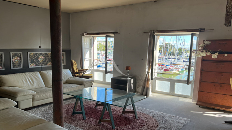 Ma-Cabane - Location Appartement MORTAGNE-SUR-GIRONDE, 107 m²