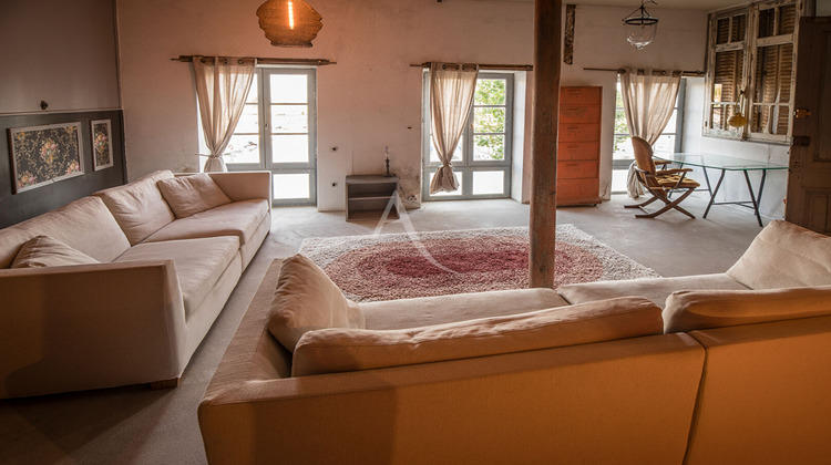 Ma-Cabane - Location Appartement MORTAGNE-SUR-GIRONDE, 117 m²