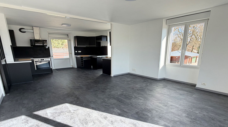 Ma-Cabane - Location Appartement MOUCHARD, 90 m²