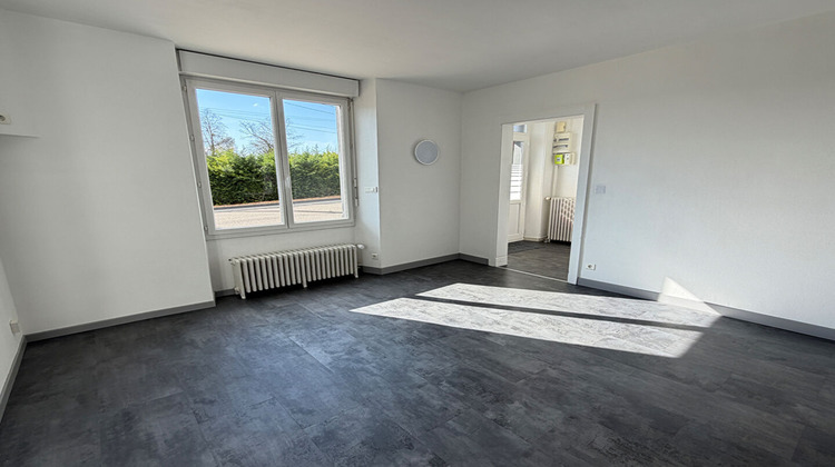 Ma-Cabane - Location Appartement MOUCHARD, 90 m²