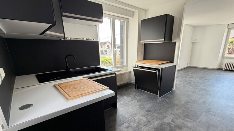 Ma-Cabane - Location Appartement MOUCHARD, 90 m²