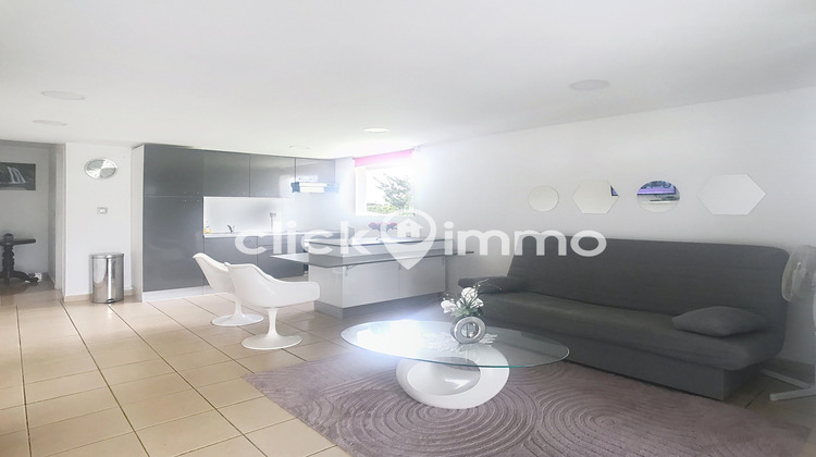 Ma-Cabane - Location Appartement Moule, 45 m²