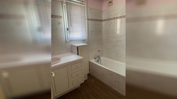 Ma-Cabane - Location Appartement MOULINS, 108 m²