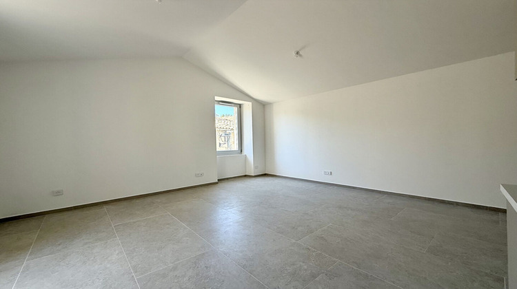 Ma-Cabane - Location Appartement MOURIES, 28 m²