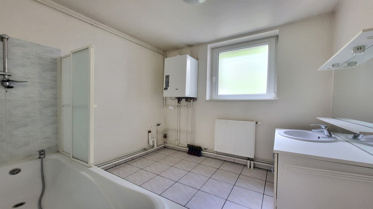 Ma-Cabane - Location Appartement Moyenmoutier, 64 m²