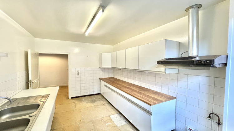 Ma-Cabane - Location Appartement Nancy, 189 m²