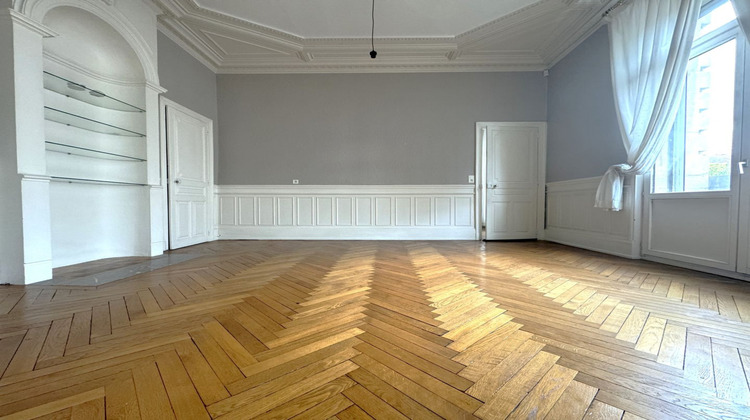 Ma-Cabane - Location Appartement NANCY, 132 m²