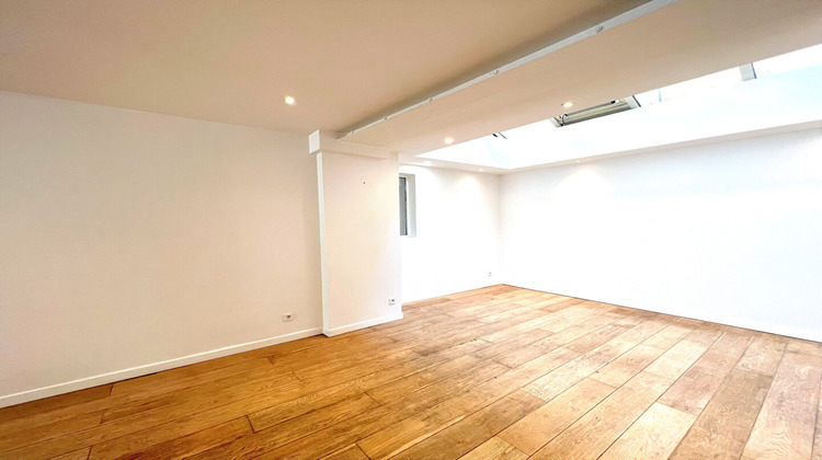 Ma-Cabane - Location Appartement NANTERRE, 91 m²