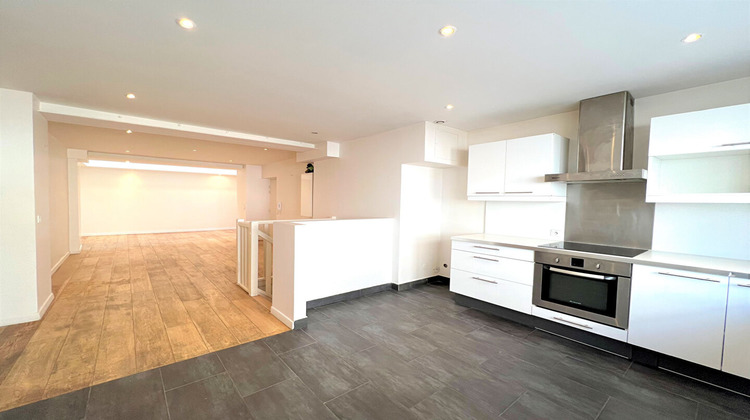 Ma-Cabane - Location Appartement NANTERRE, 91 m²