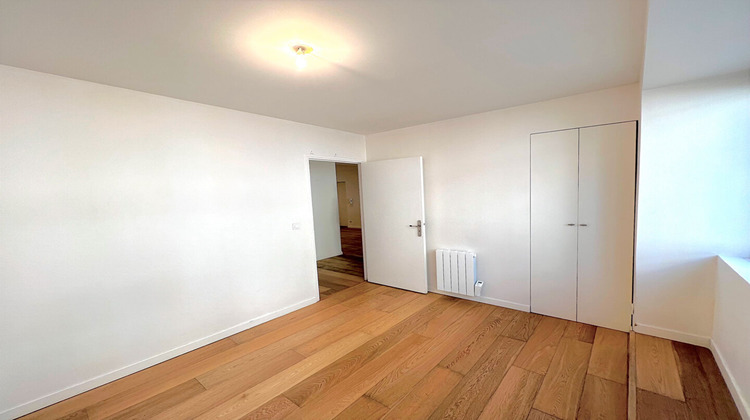 Ma-Cabane - Location Appartement NANTERRE, 91 m²