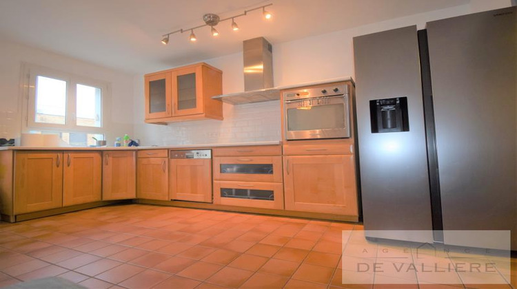 Ma-Cabane - Location Appartement NANTERRE, 60 m²