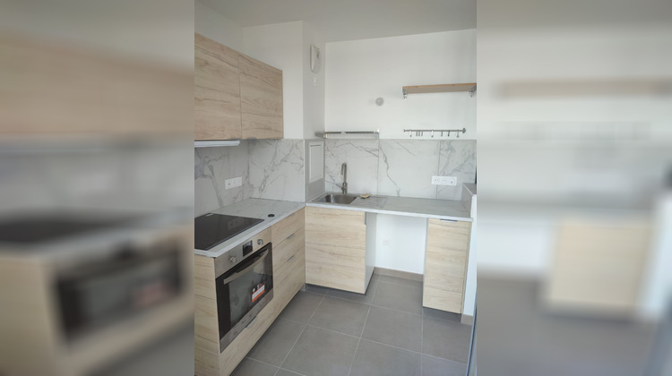 Ma-Cabane - Location Appartement NANTERRE, 39 m²