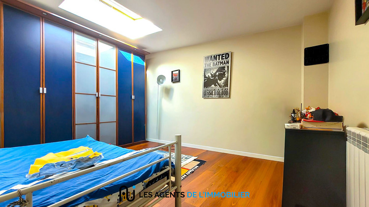 Ma-Cabane - Location Appartement NANTERRE, 143 m²