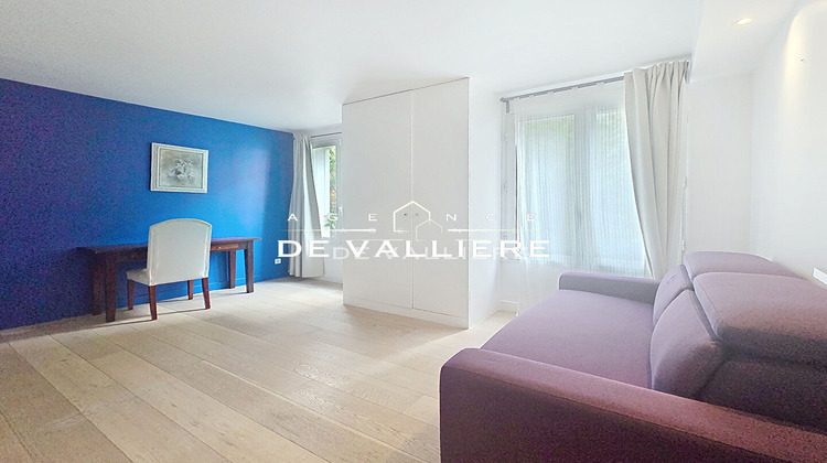 Ma-Cabane - Location Appartement NANTERRE, 210 m²