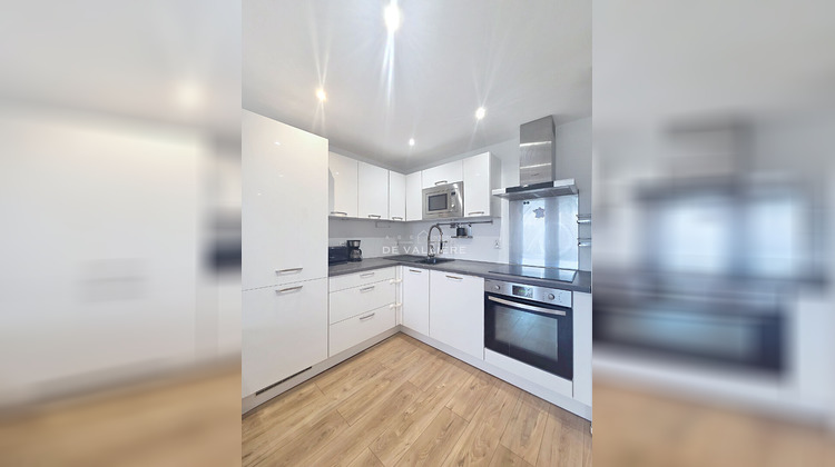 Ma-Cabane - Location Appartement NANTERRE, 60 m²