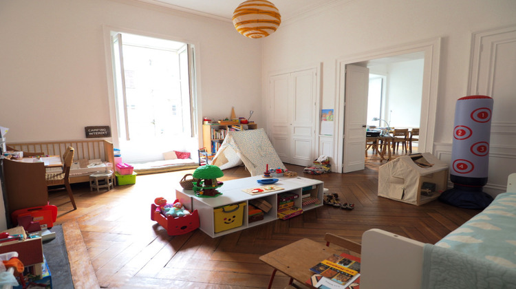 Ma-Cabane - Location Appartement NANTES, 194 m²