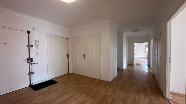 Ma-Cabane - Location Appartement NANTES, 100 m²