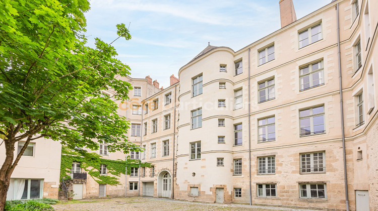 Ma-Cabane - Location Appartement NANTES, 220 m²