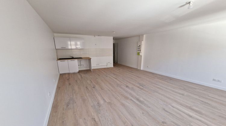 Ma-Cabane - Location Appartement NANTUA, 24 m²