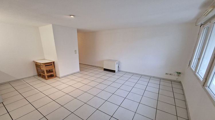 Ma-Cabane - Location Appartement NANTUA, 35 m²