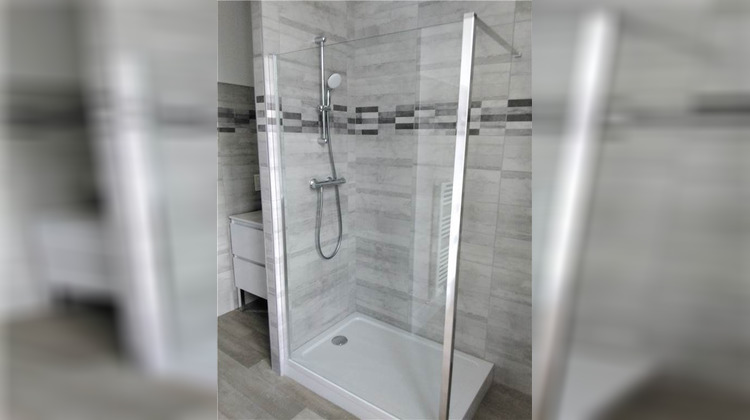 Ma-Cabane - Location Appartement NERVIEUX, 76 m²